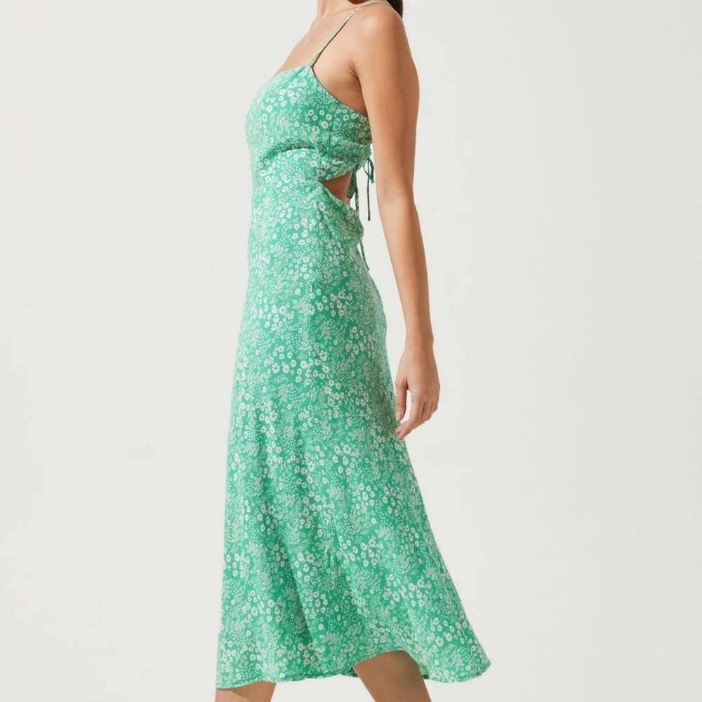ASTR The Label Women’s Gabrielle Dress in Green Apple Ditsy. Size L - Picture 5 of 11